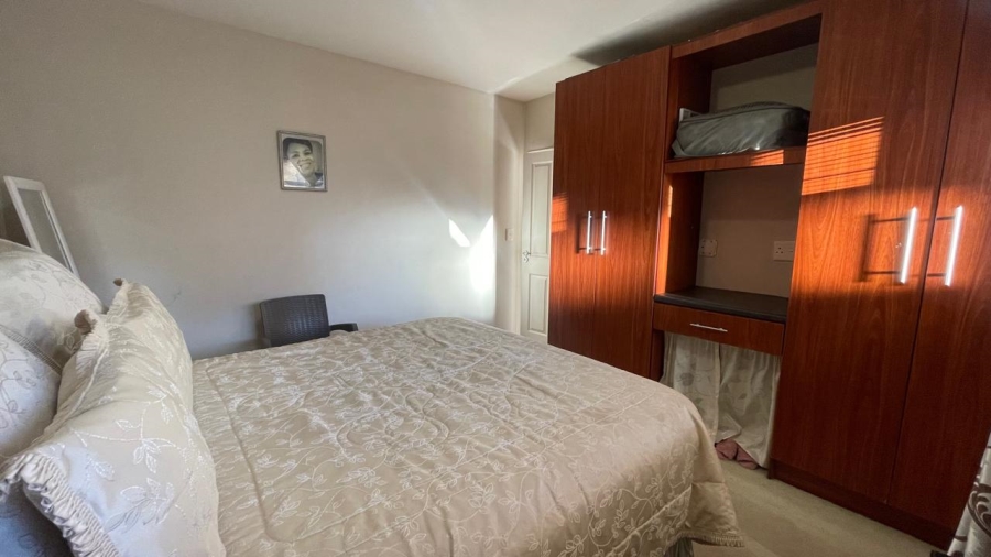 1 Bedroom Property for Sale in Beacon Bay Eastern Cape